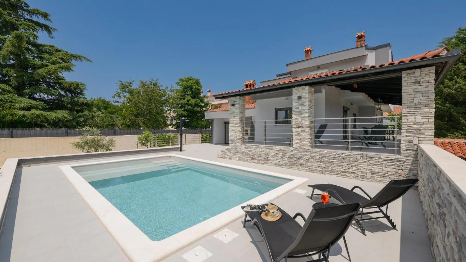 Vila Sebastijan Pavicini Villa
